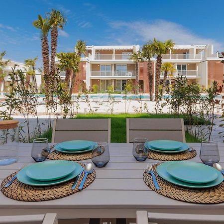 Wave Island! Luxury Resort A Jesolo - Piscina E Park Free! ภายนอก รูปภาพ