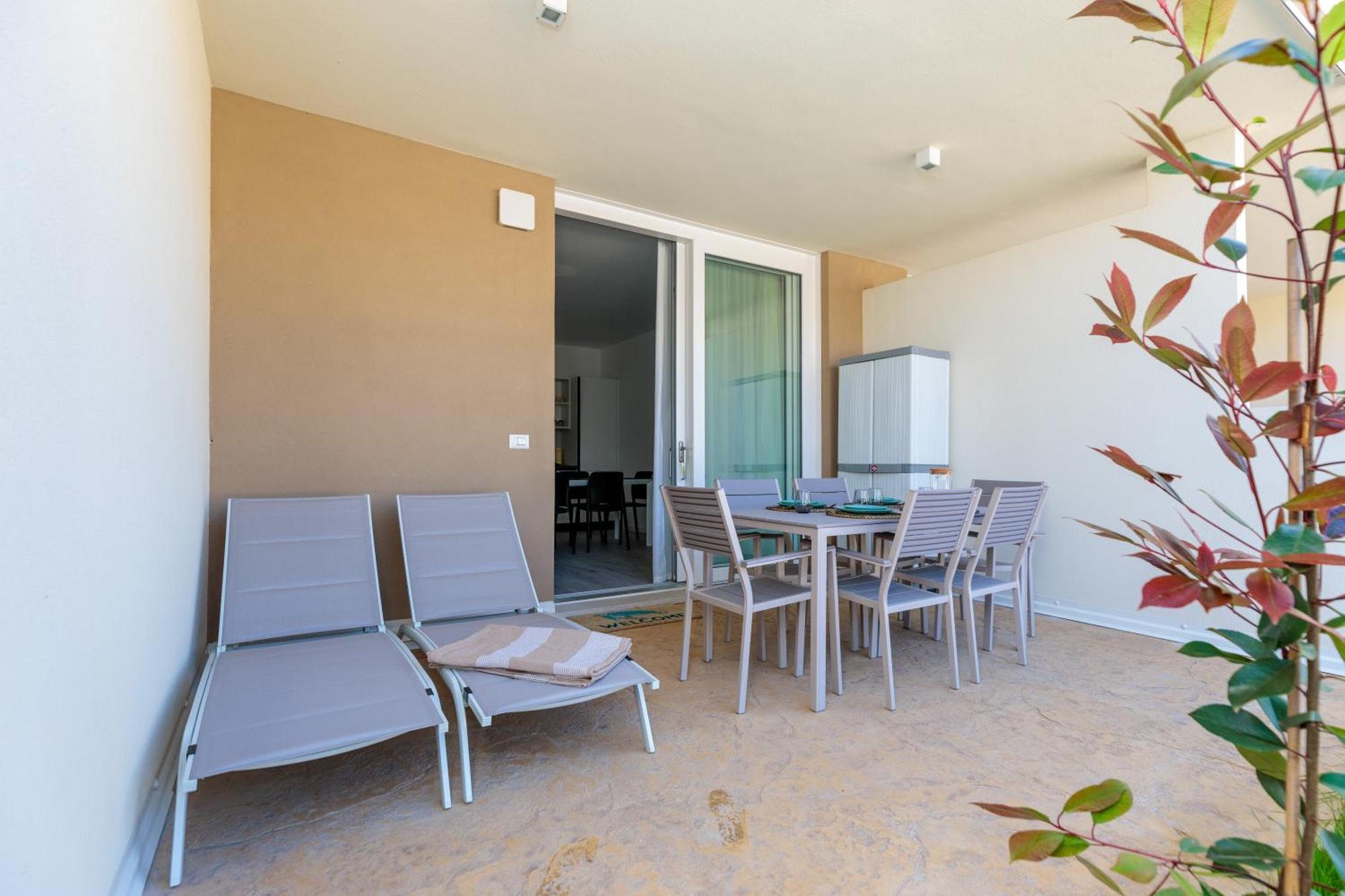 Wave Island! Luxury Resort A Jesolo - Piscina E Park Free! ภายนอก รูปภาพ